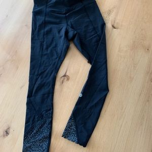 Lululemon Tight Stuff leggings